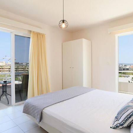 Eugenia Studios & Apartments เอียลิซอส ภายนอก รูปภาพ